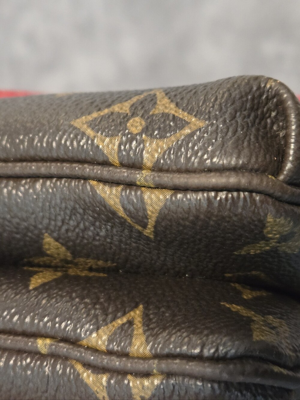 Louis Vuitton Twice Crossbody - Picture 13 of 16